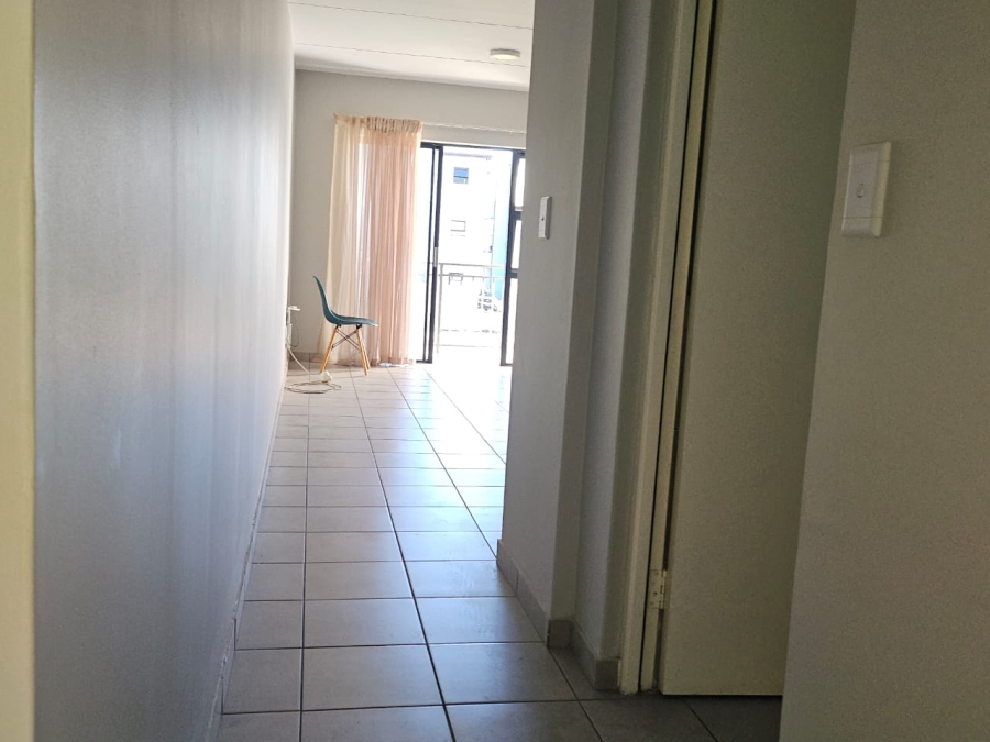 To Let 1 Bedroom Property for Rent in Parklands East Western Cape